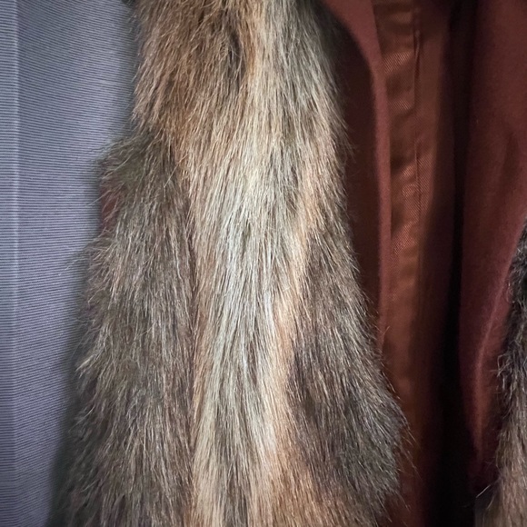 Medium size Fur Vest from Zara - Fall Vest auburn wardrobe - Picture 5 of 6